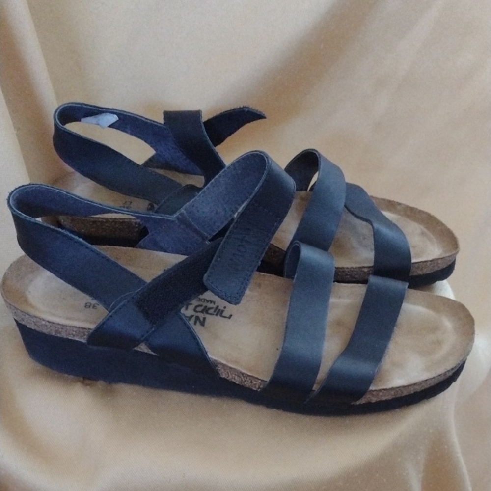 Naot Black Strappy Sandals 38